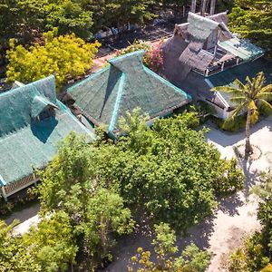 Aabana Beach & Watersport Resort